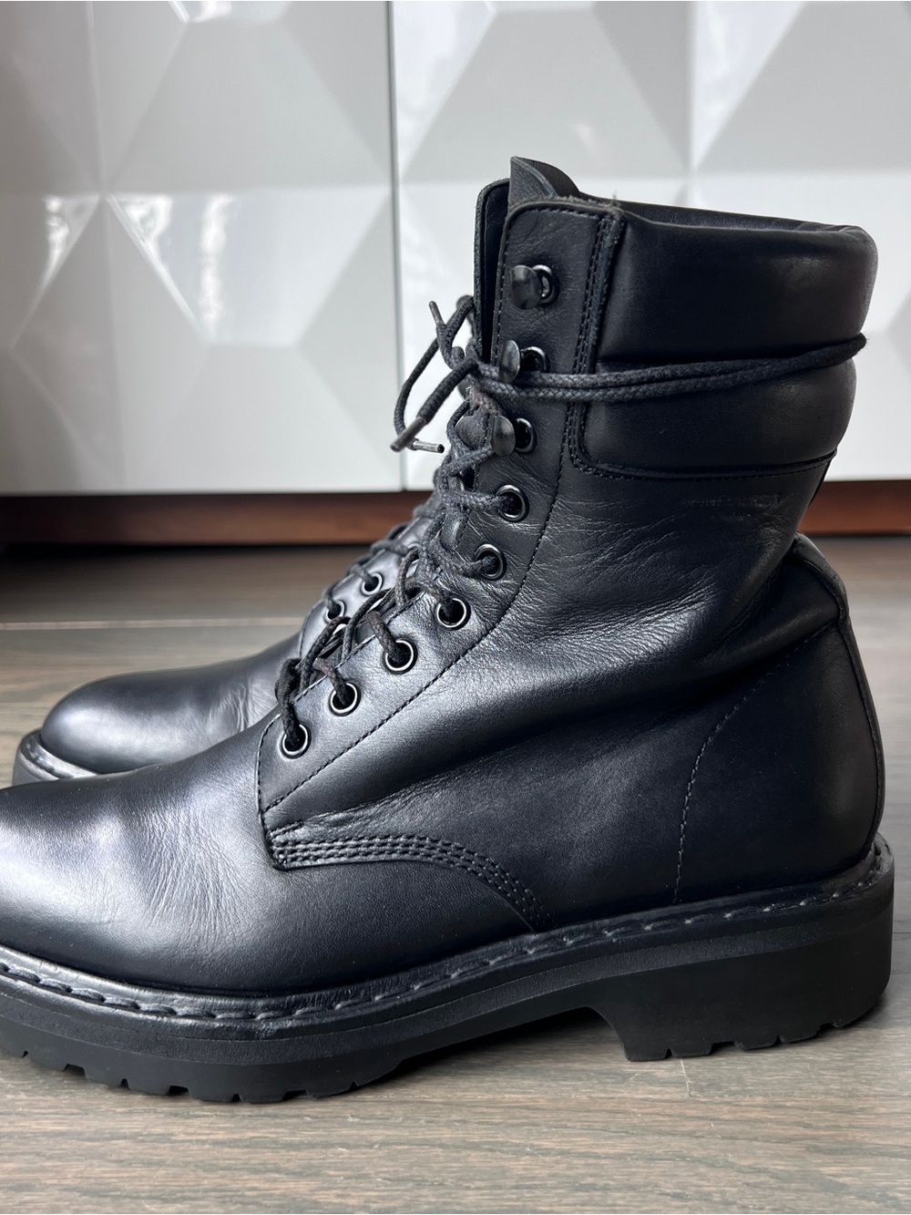 Saint Laurent Paris Hedi Slimane AW 15 Black Leather Combat Boots size EU41